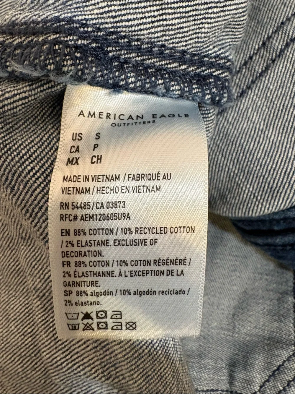 American Eagle Outfitters very good